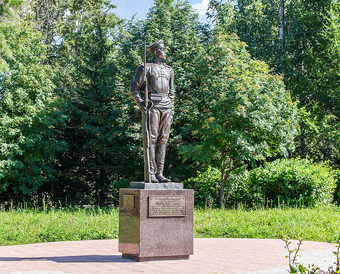 Памятник А.Т. Пальшиной